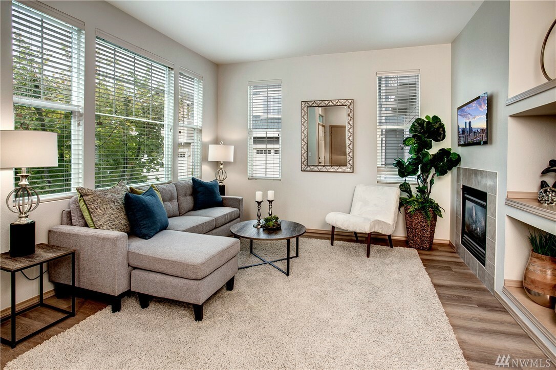 Property Photo: 18812 143rd Ct NE WA 98072