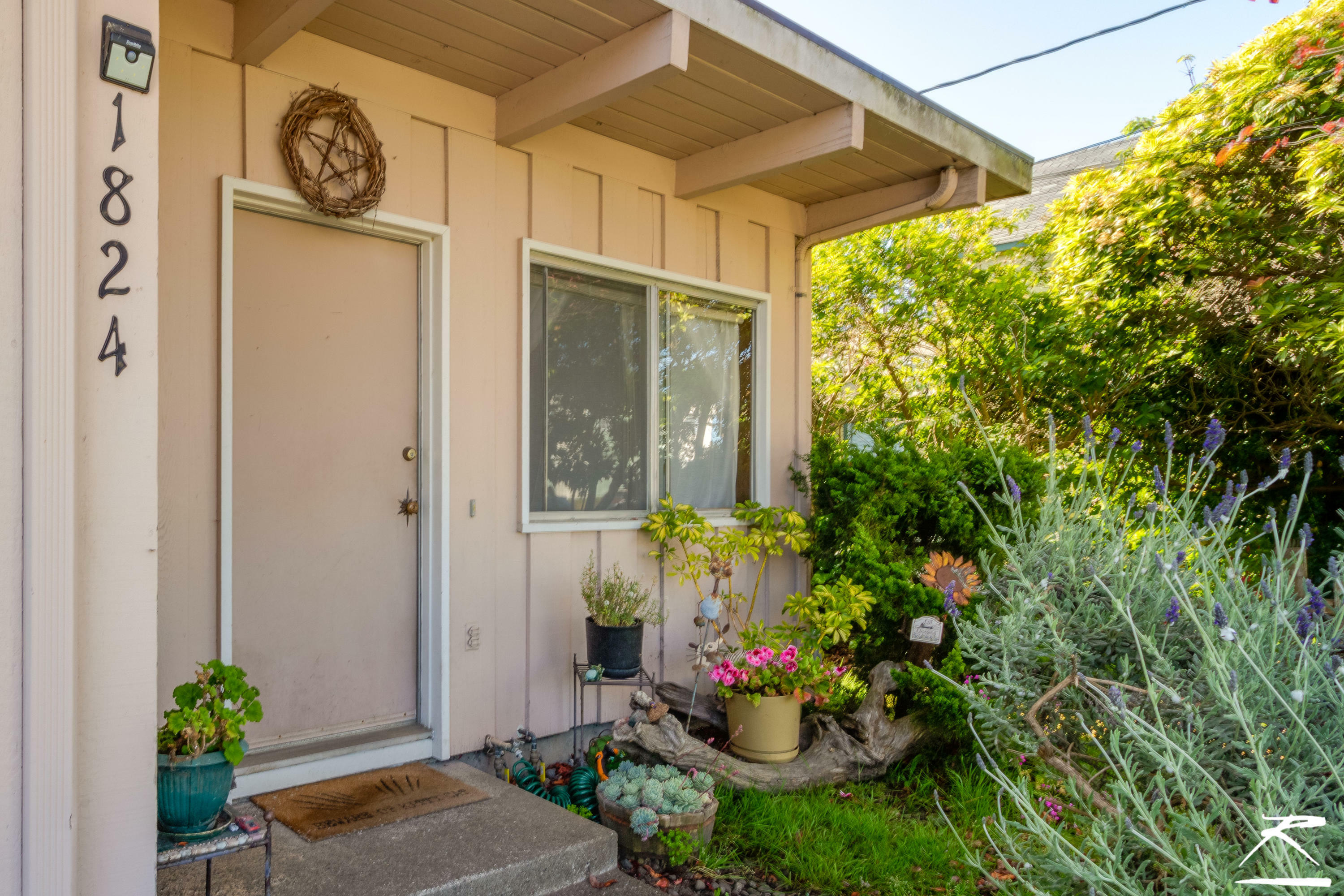 Property Photo:  1824 Lowell Street  CA 95501 