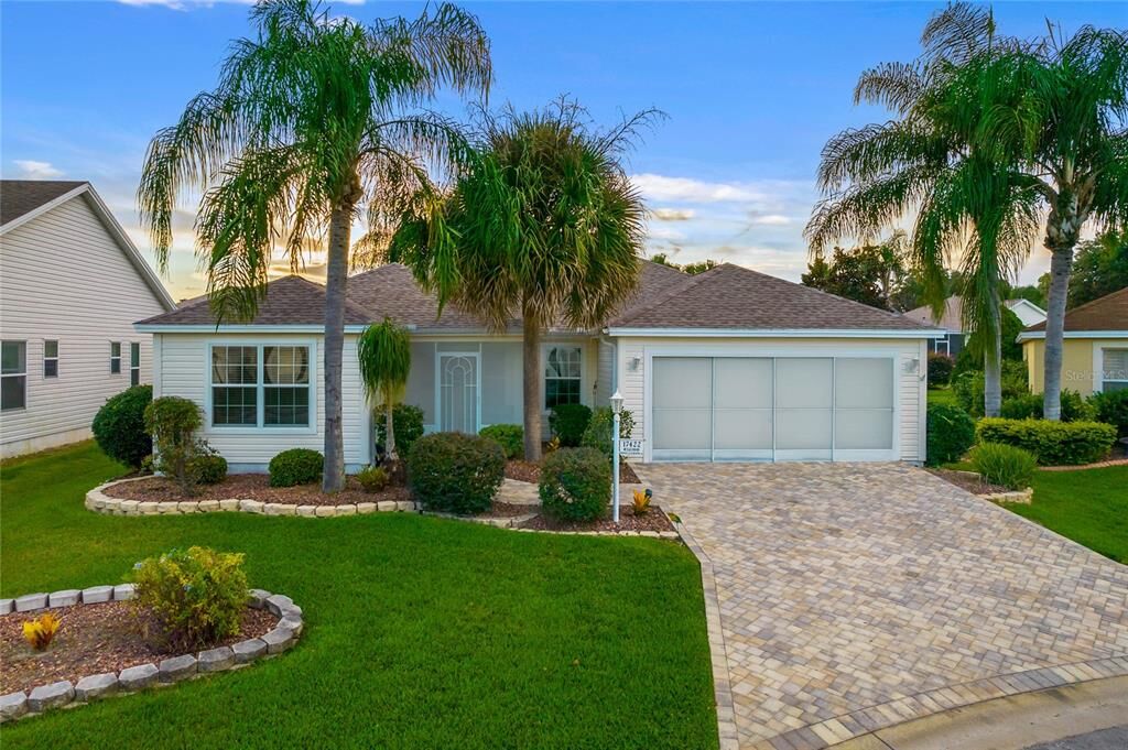 Property Photo: 17422 SE 72nd Overbrook Court FL 32162