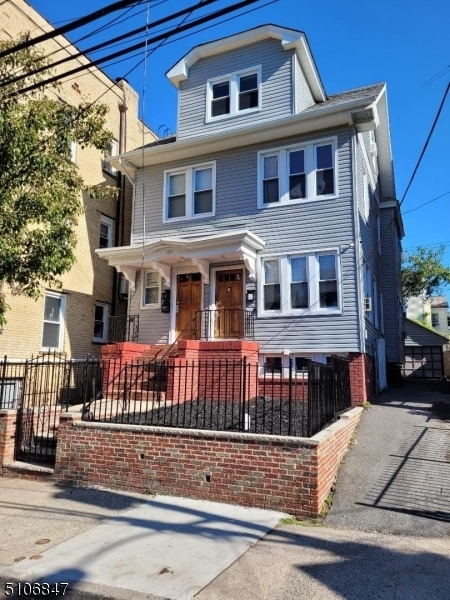 Property Photo:  199 Shephard Ave  NJ 07112 