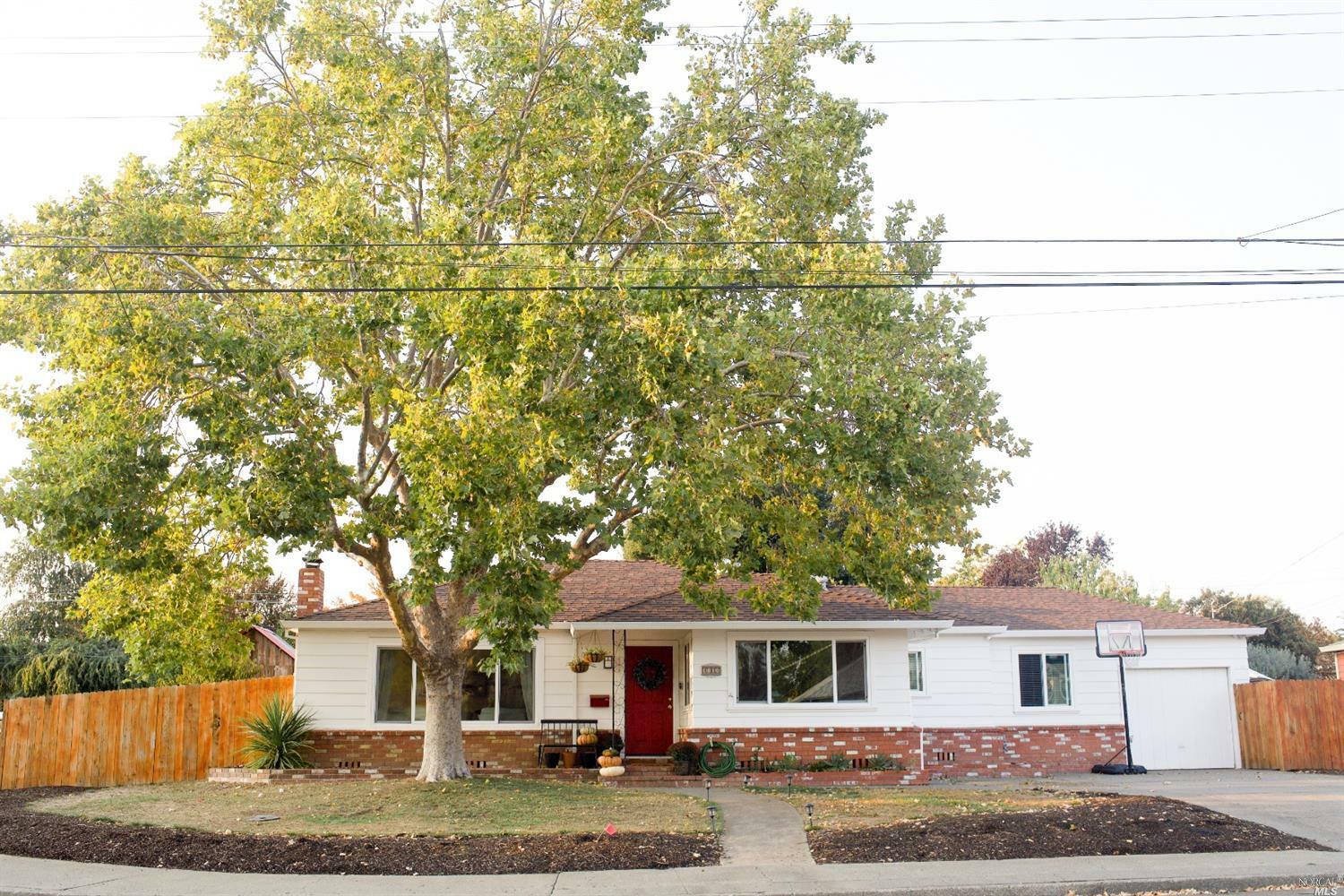 Property Photo:  3109 Claremont Drive  CA 95405 