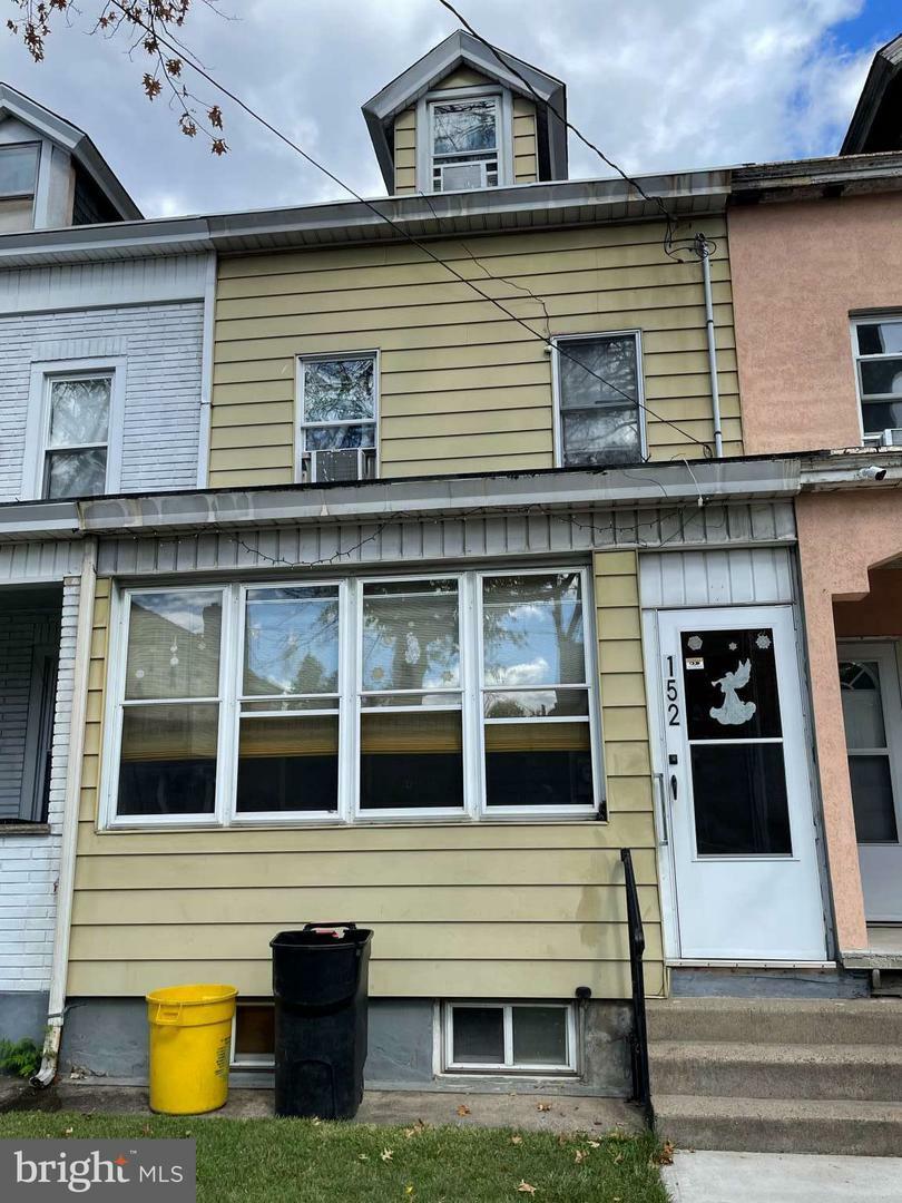 Property Photo:  152 Brown Street  NJ 08610 