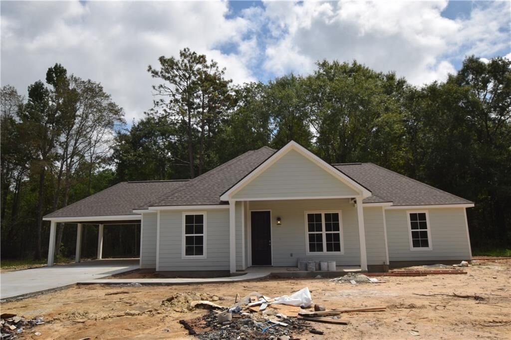 Property Photo:  1462 Newt Hodges  LA 70657 