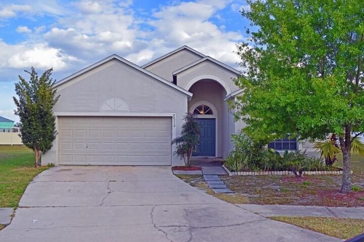Property Photo: 24710 Volterra Court FL 33559