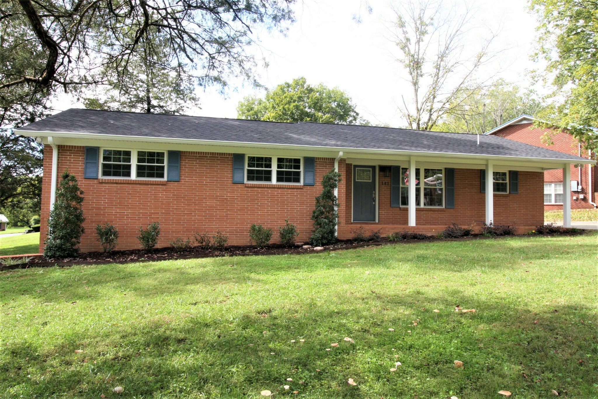 Property Photo:  141 Lorraine Drive  TN 37066 