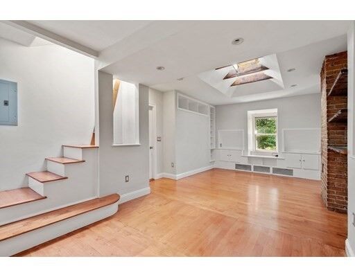 Property Photo: 33 E Springfield St 3 MA 02118