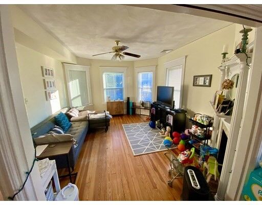 Property Photo:  14 Maple St 2  MA 02472 