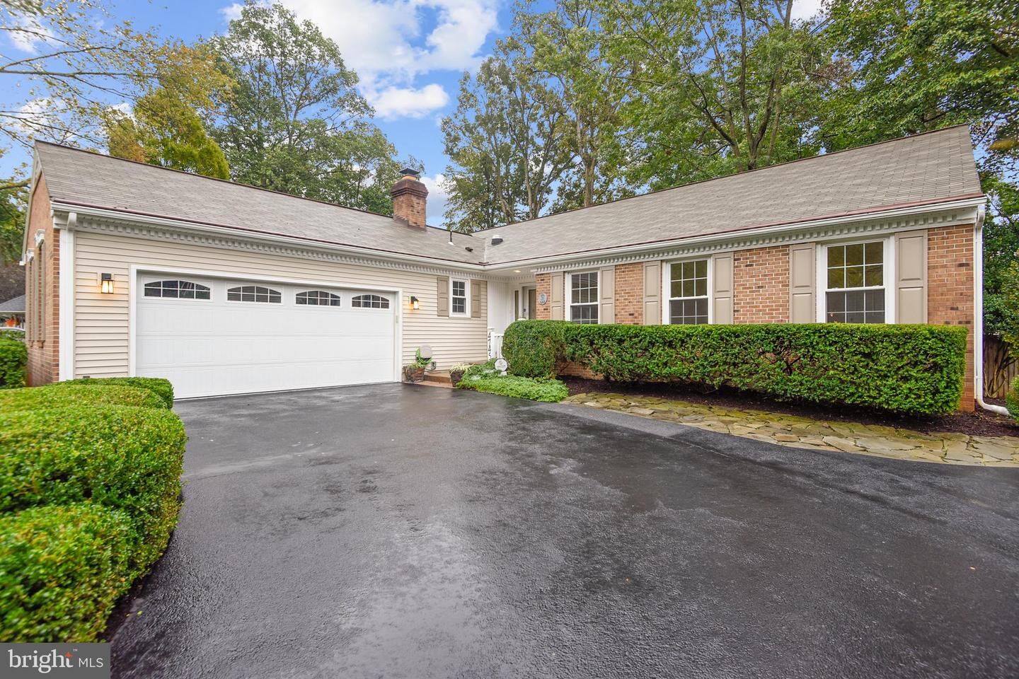 Property Photo:  4745 Hickory Nut Place  VA 22025 