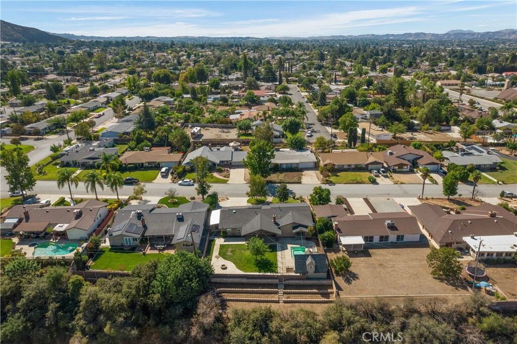 Property Photo:  35380 Panorama Drive  CA 92399