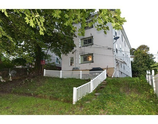 Property Photo:  5 W Lake St  MA 01603 