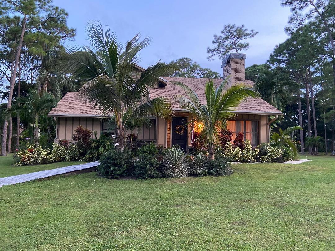 Property Photo:  14704 N 75th Lane N  FL 33470 