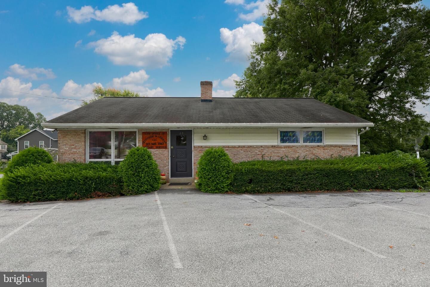 Property Photo:  18 E Penn Grant Road  PA 17584 