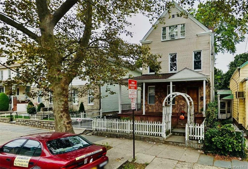 Property Photo:  132 W Lincoln Avenue  NY 10550 