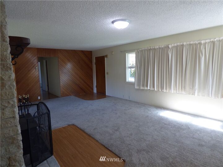 Property Photo:  515 N Ash Street  WA 98841 