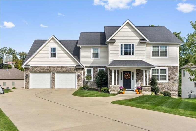 Property Photo: 3232 Warwick Dr PA 15642