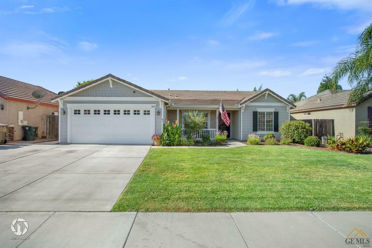 Property Photo:  11017 Mayacamas Drive  CA 93312 