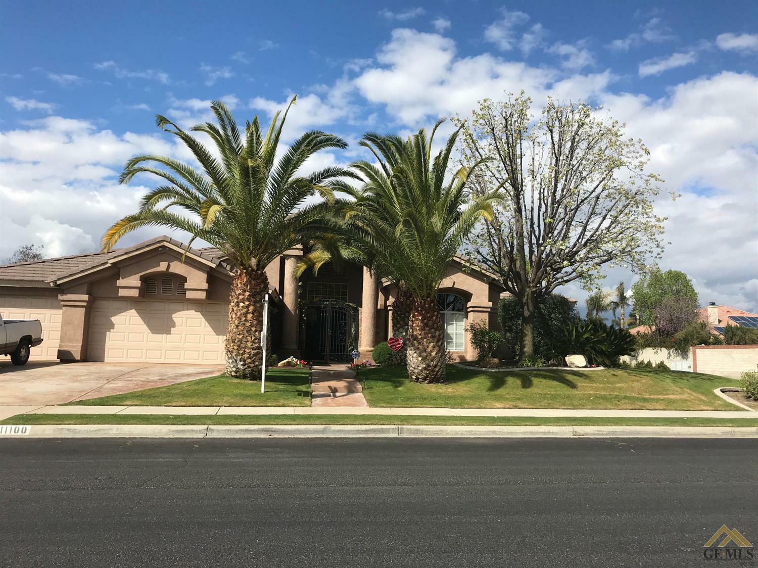 11100 Eagle Rock Drive  Bakersfield CA 93312 photo