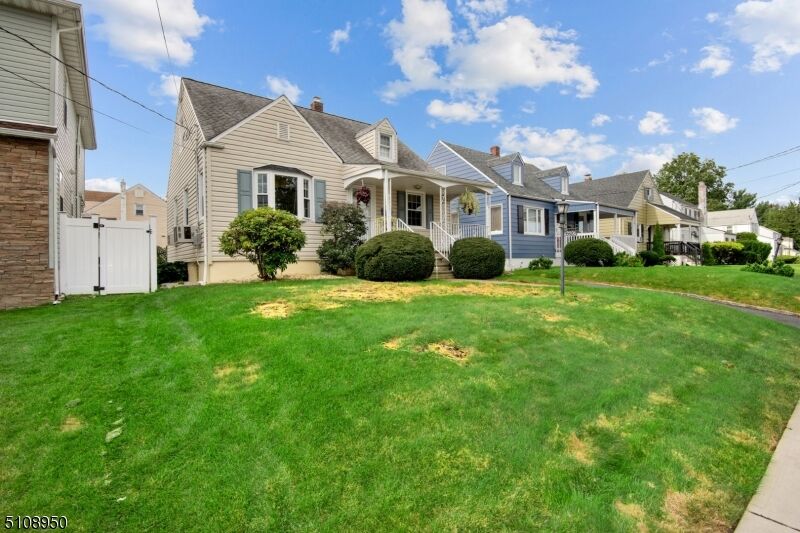 Property Photo: 2204 Hobart St NJ 07083