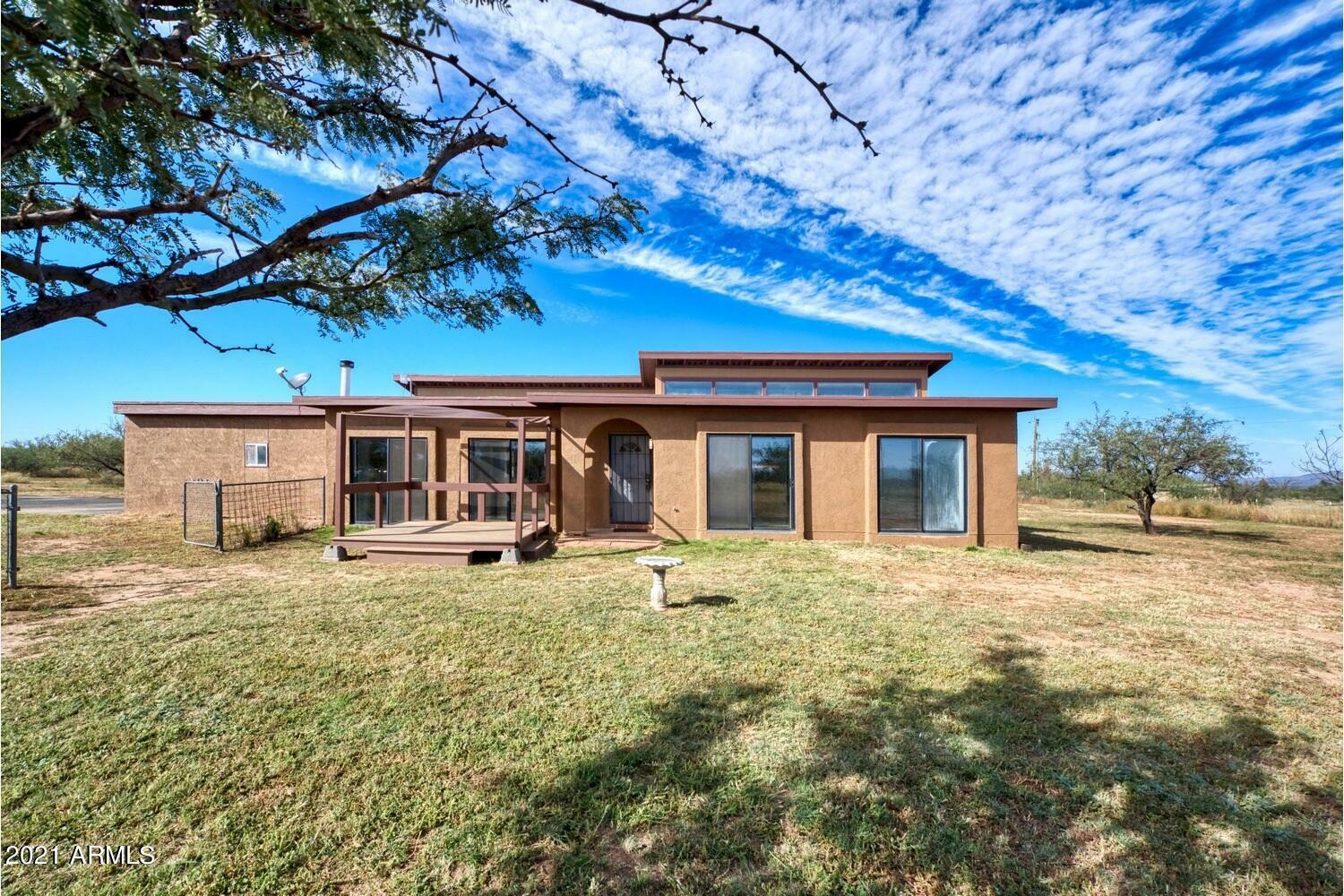 Property Photo:  8831 E Quail Call Lane  AZ 85615 