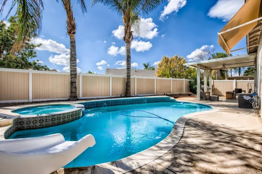 Property Photo:  39835 De Vendome Court  CA 92563 