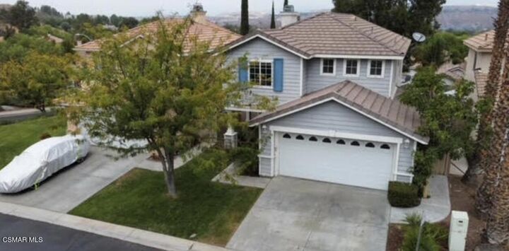 Property Photo: 26507 Rainbow Glen Drive 7 CA 91351