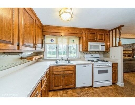 Property Photo: 21 Frankwyn St MA 01028