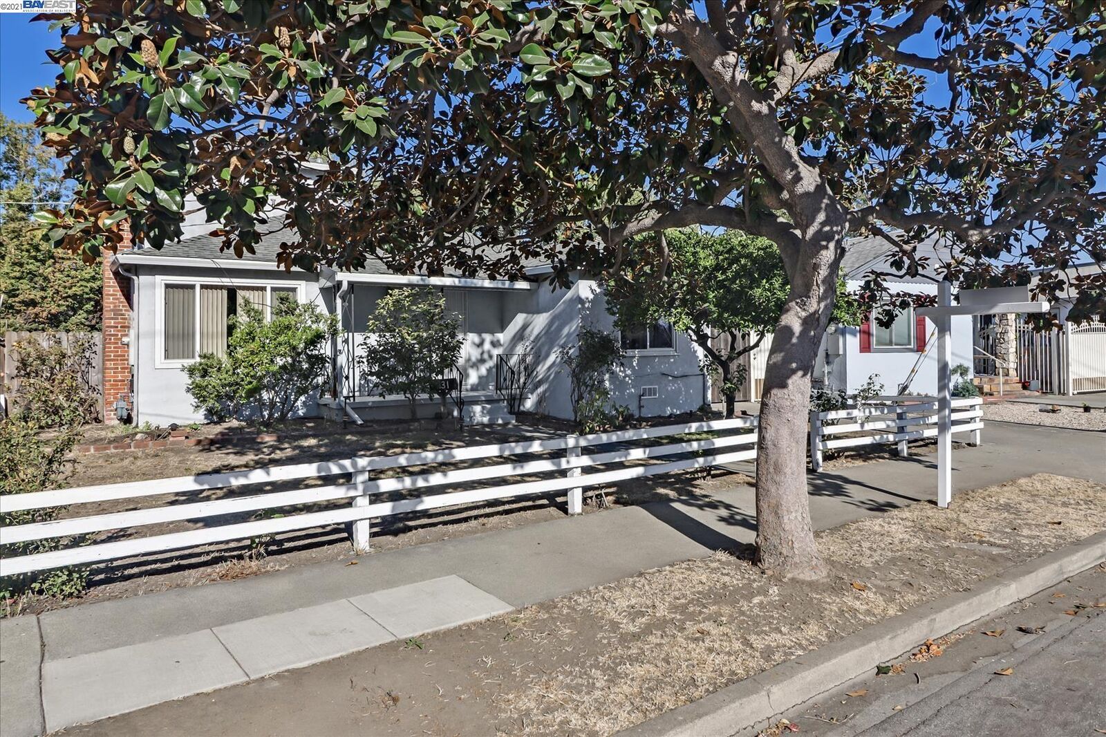 Property Photo:  431 Tudor Rd.  CA 94577-1224 