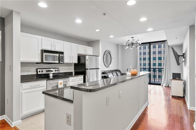 Property Photo:  3040 Peachtree Road NW 702  GA 30305 