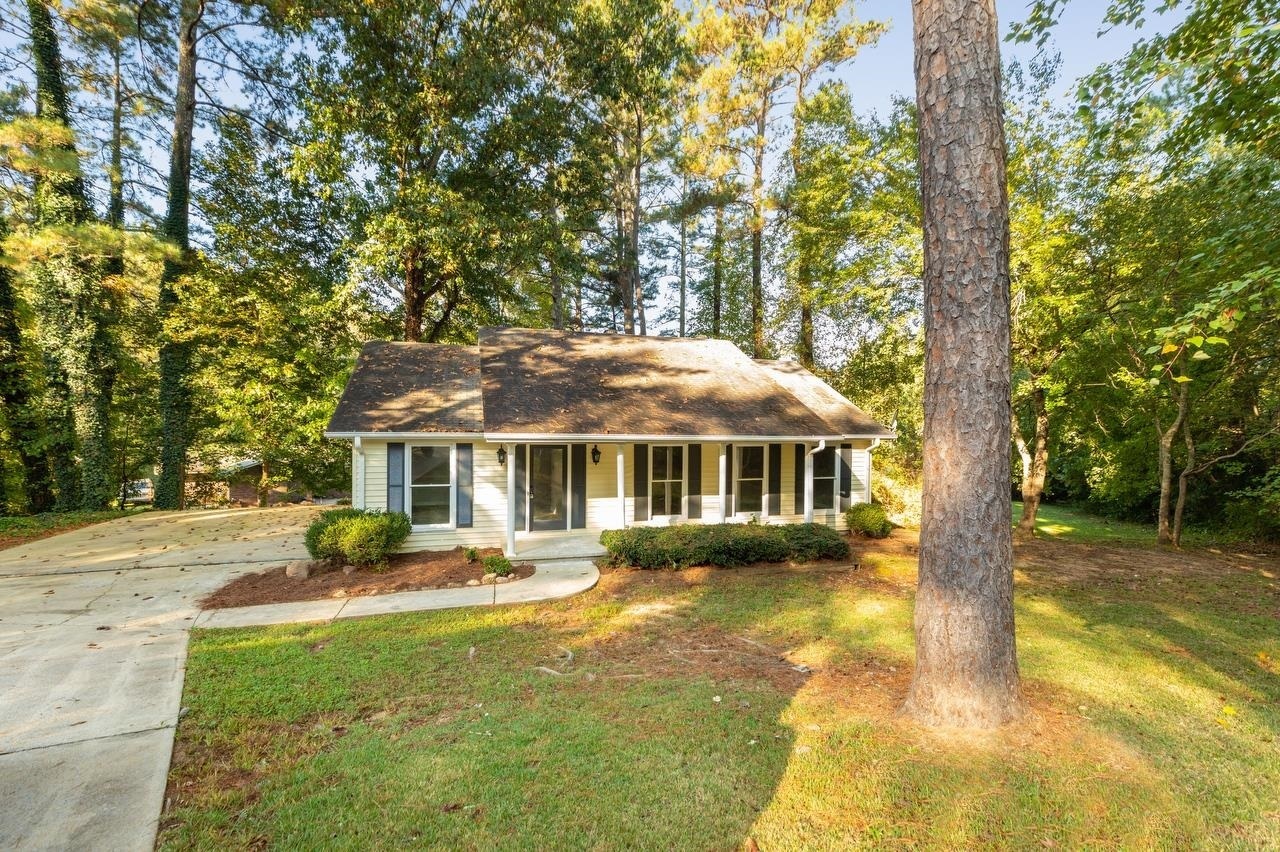 Property Photo:  6 Laminack Lane  GA 30176 