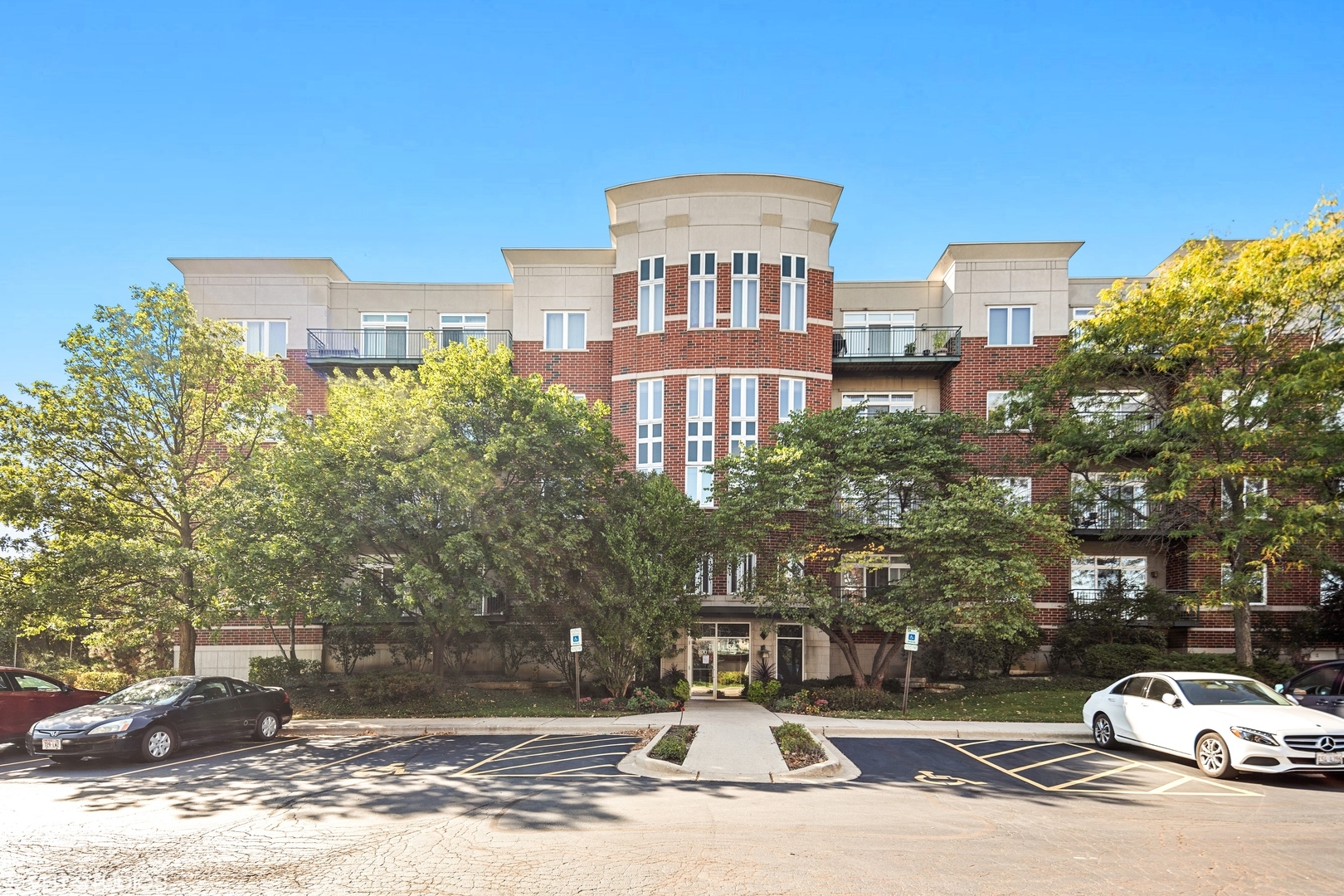 Property Photo: 800 Weidner Road 308 IL 60089