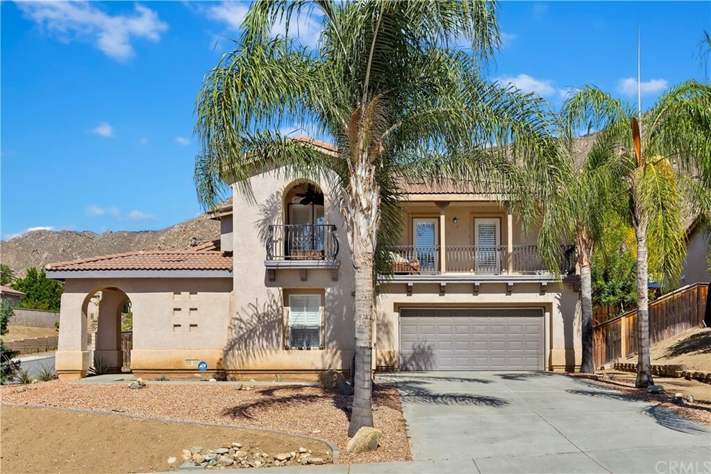 Property Photo:  23610 Descanso Drive  CA 92557 