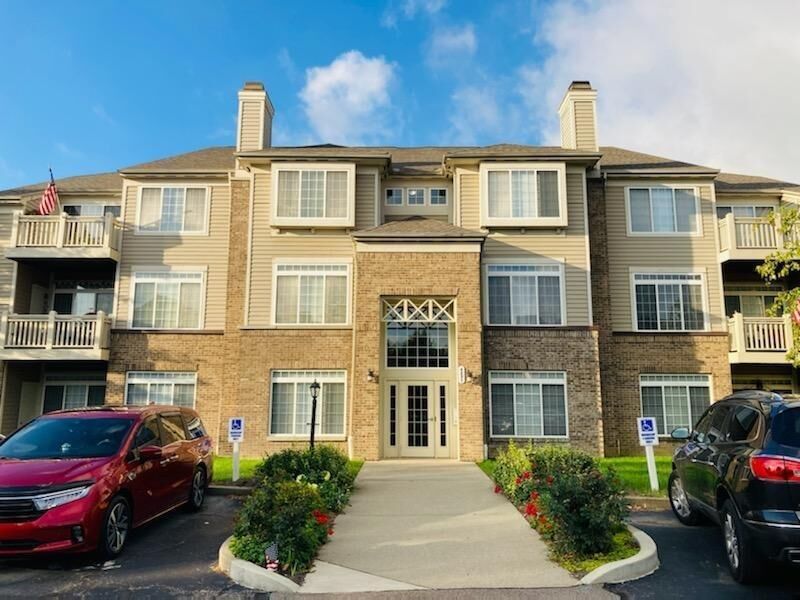 Property Photo:  4231 Endeavor Dr 304  OH 45252 