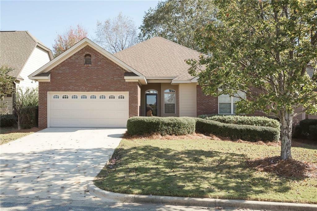 Property Photo:  1280 Tulip Court  AL 36830 