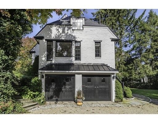 Property Photo: 41 Bradford Rd MA 02481