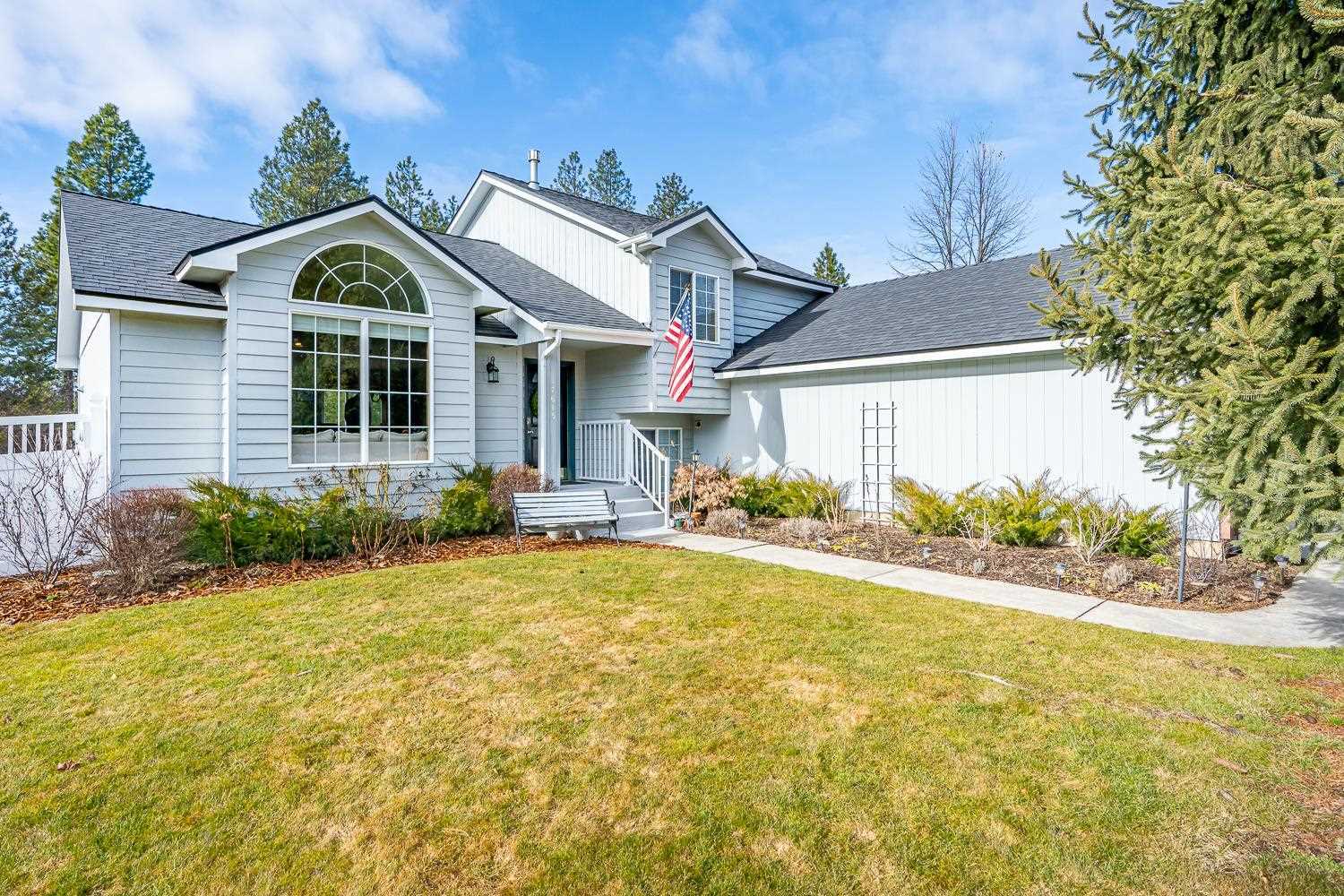 Property Photo:  17615 N Colton St  WA 99005 