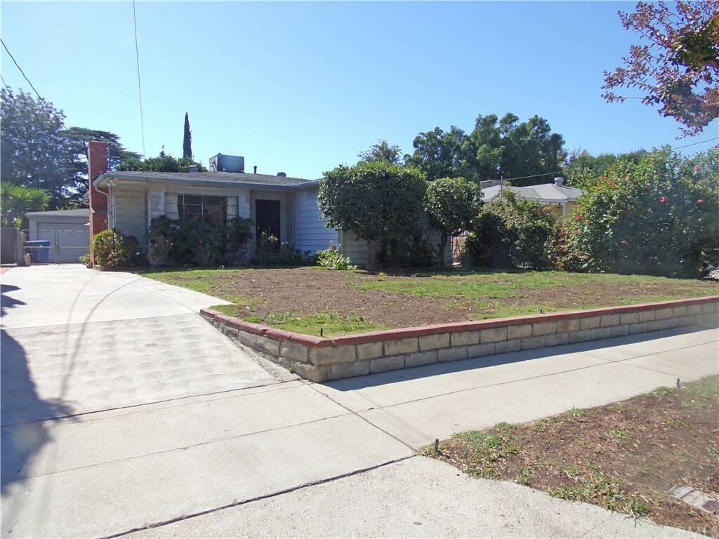 14718 Cohasset St.  Van Nuys CA 91405 photo