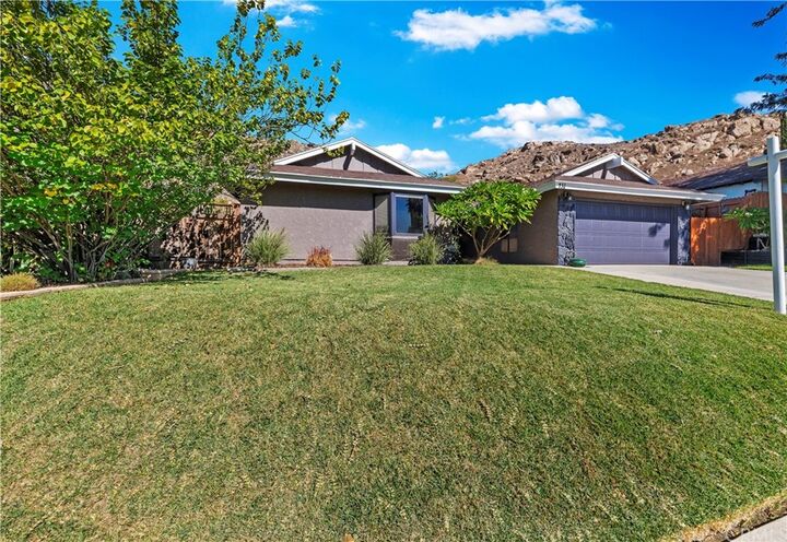 Property Photo:  431 Spruce Street  CA 92507 