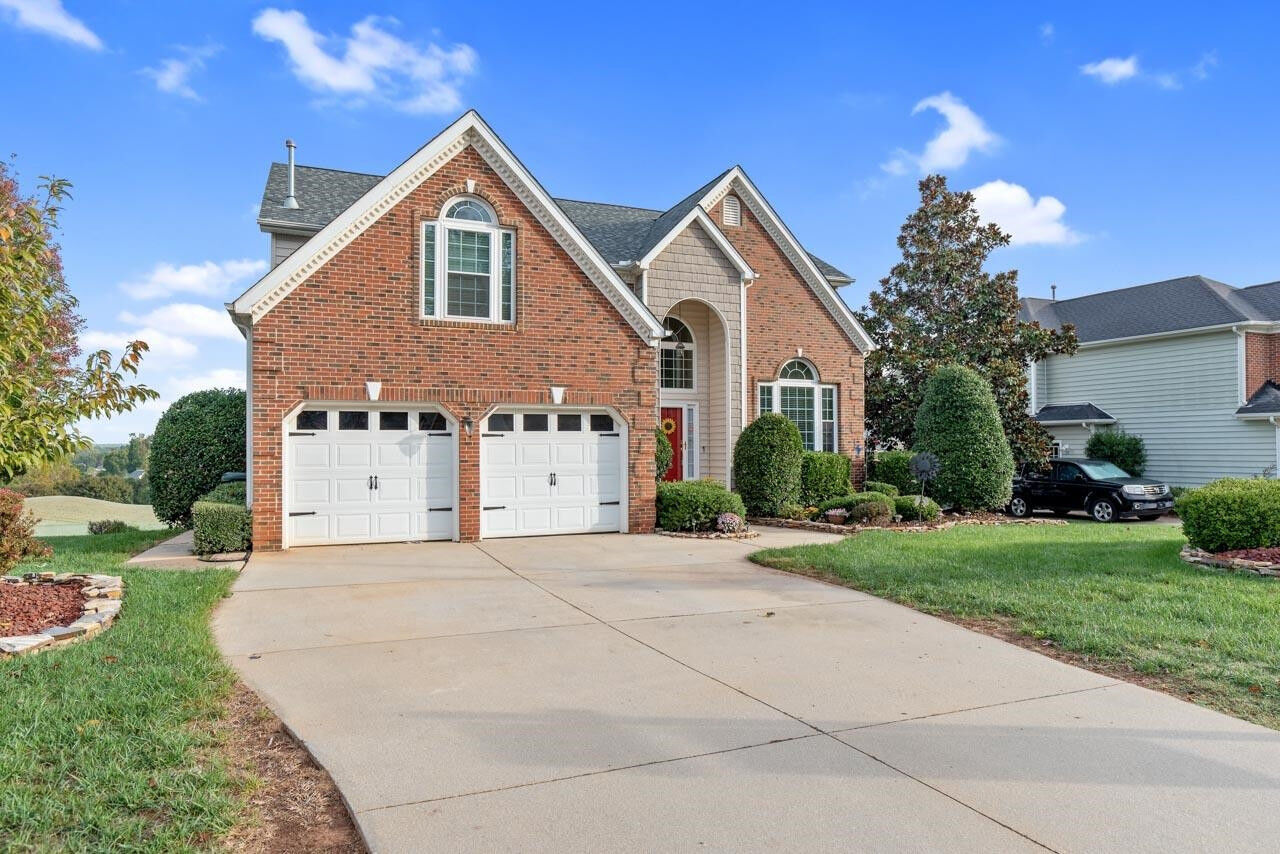 Property Photo:  468 Seastone Street  NC 27603 