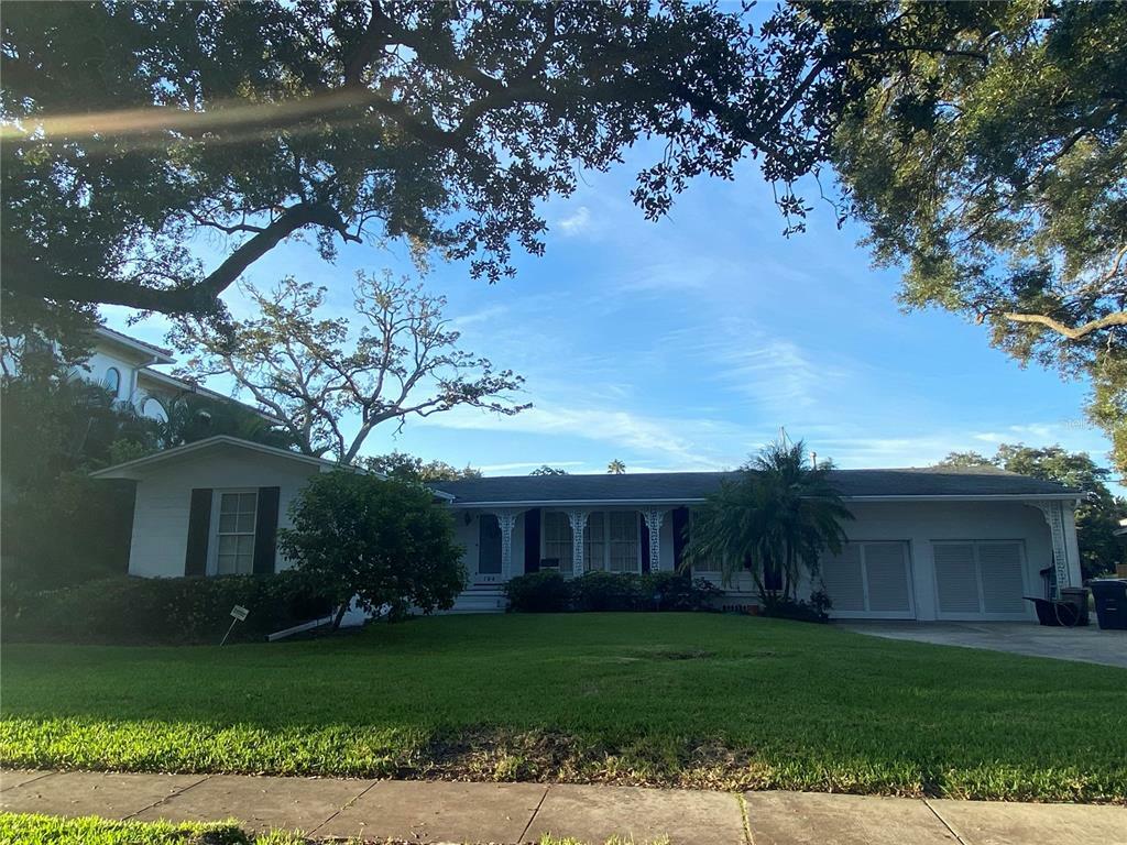 Property Photo:  104 Ladoga Avenue  FL 33606 