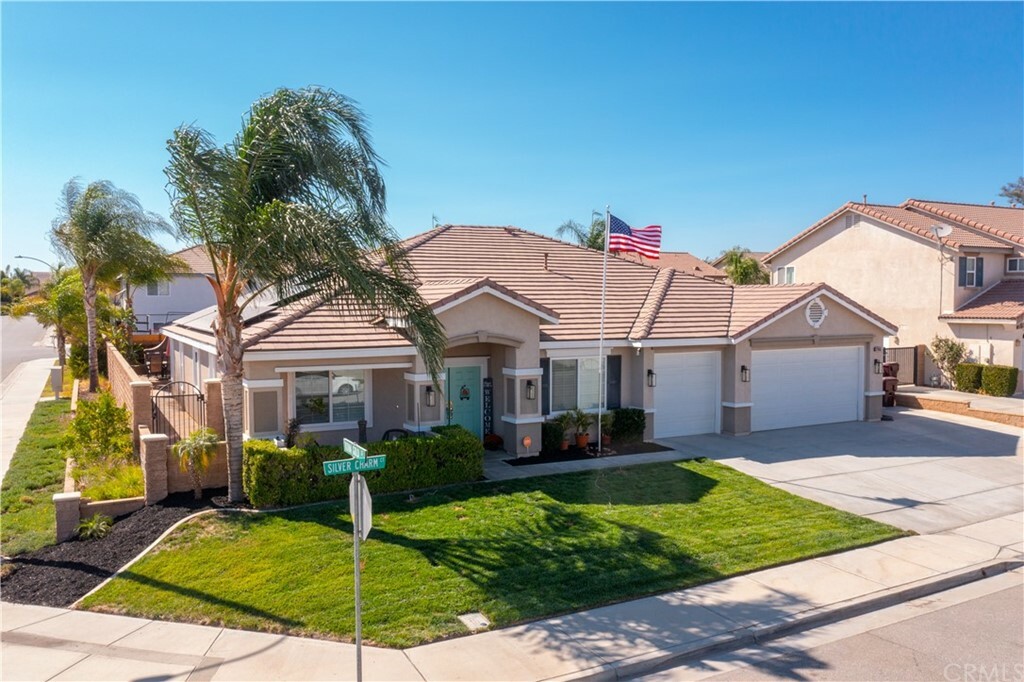 Property Photo:  32865 Silver Charm Court  CA 92584 