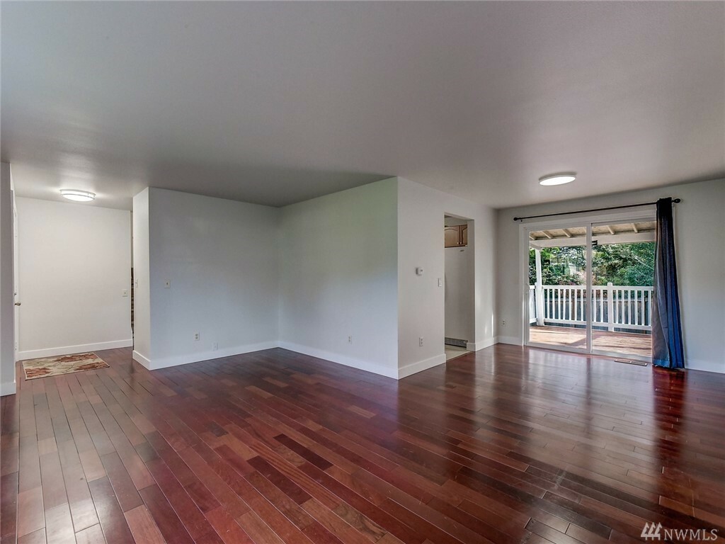 Property Photo: 29412 60th Place SE WA 98001