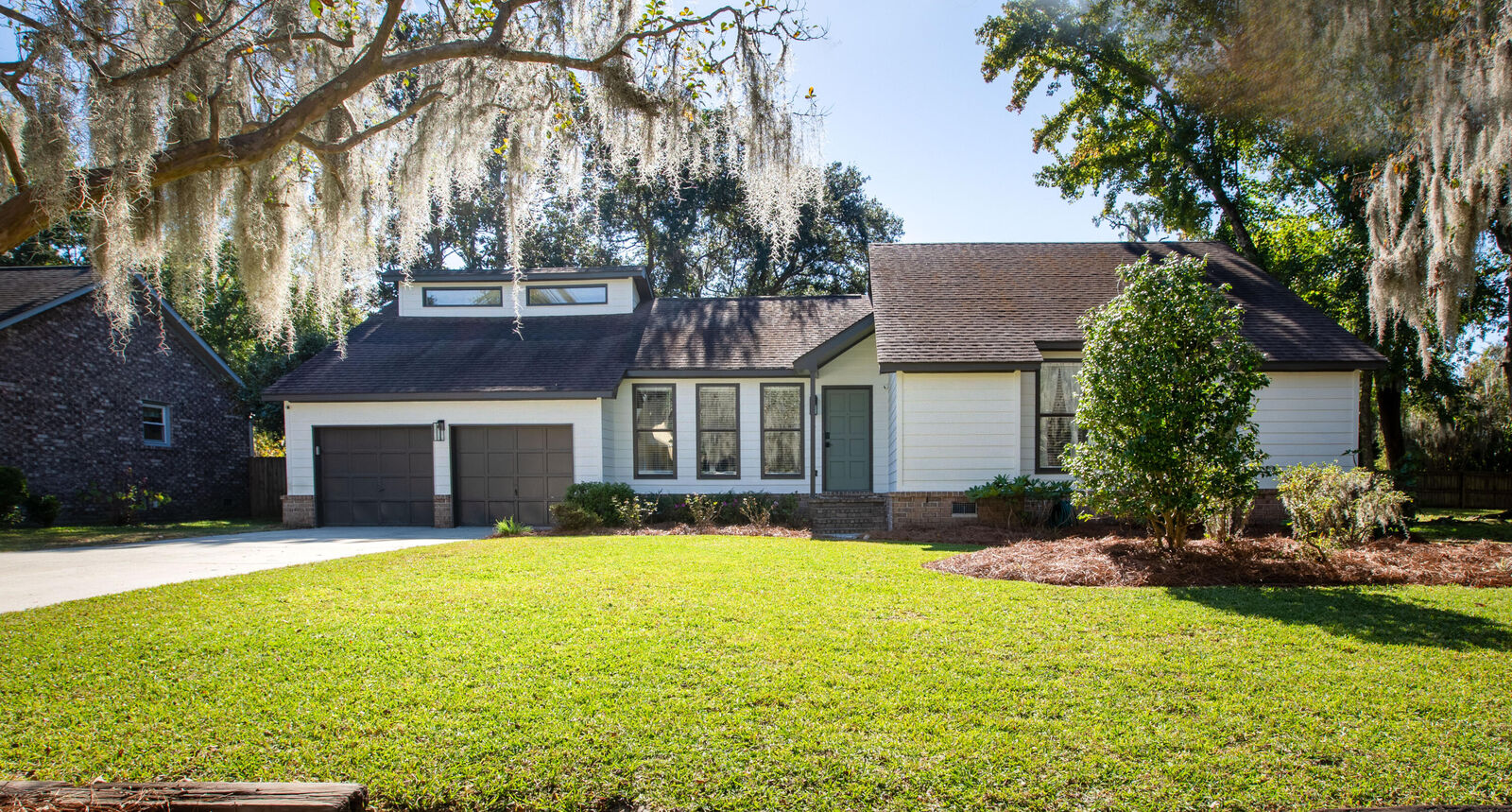 Property Photo:  3 N Hampton Drive  SC 29407 