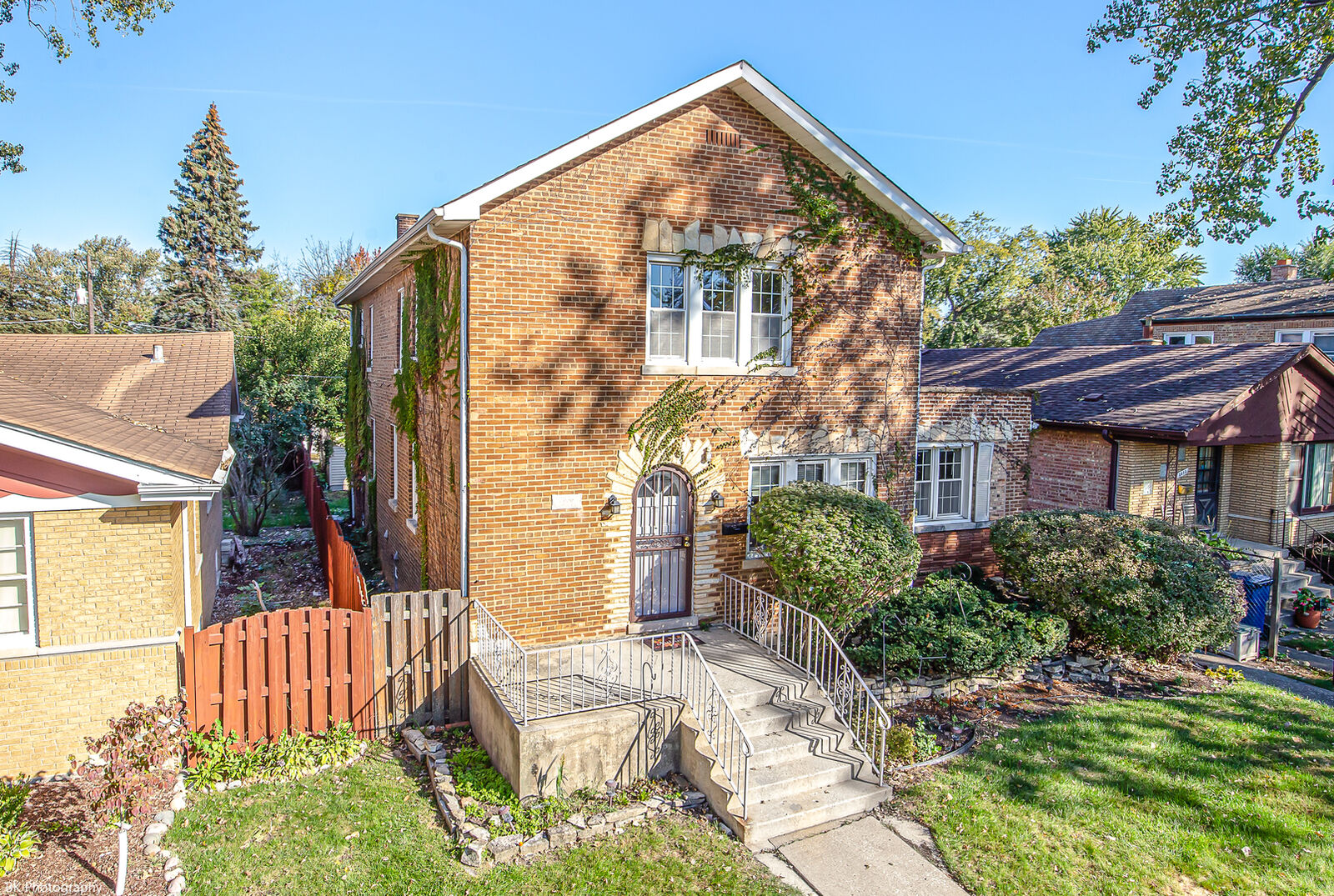 Property Photo:  2836 W 98th Place  IL 60805 