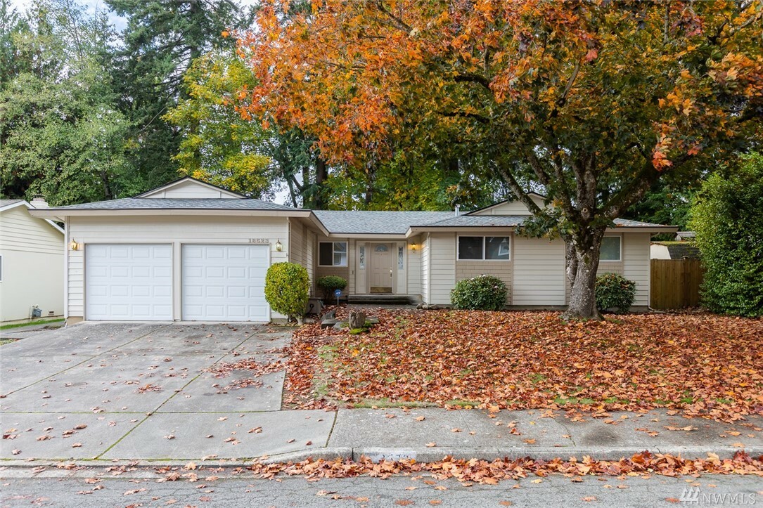 Property Photo: 18523 131st Ave SE WA 98058