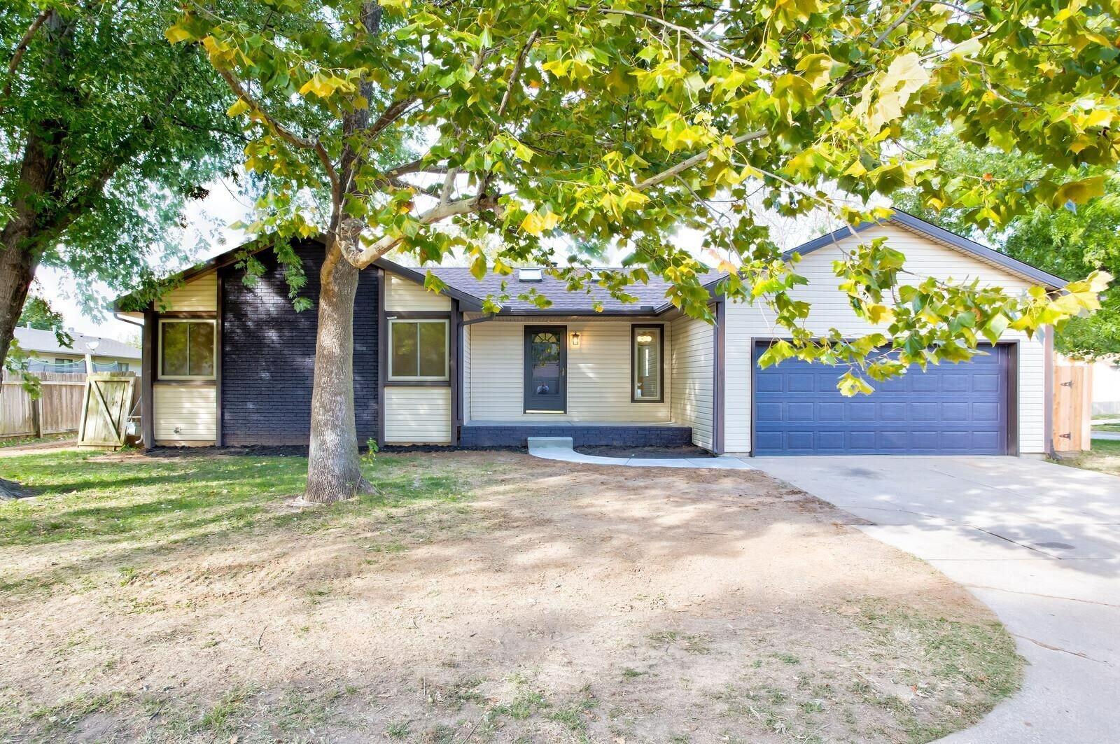 Property Photo:  8722 E Scott St  KS 67210 