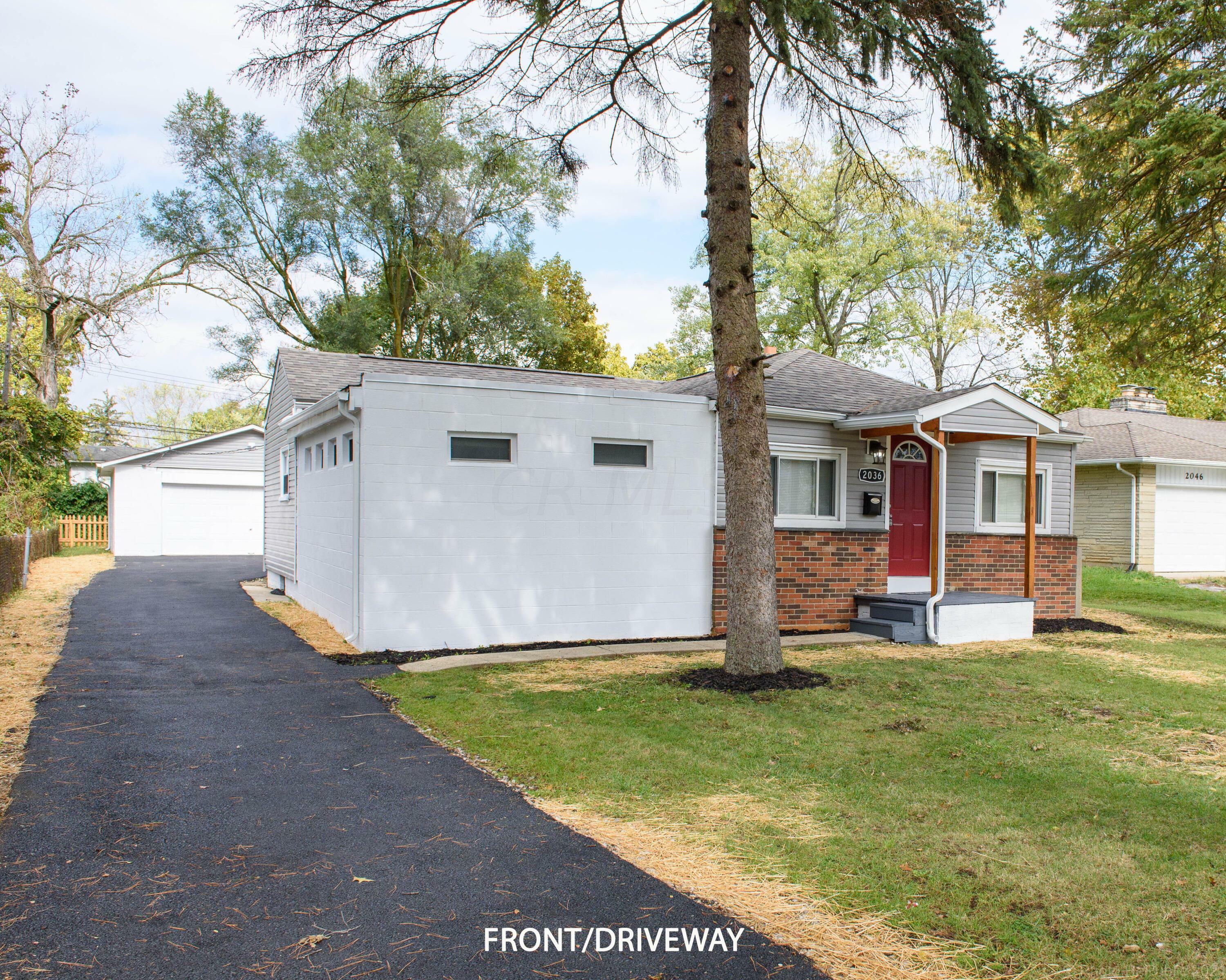 Property Photo: 2036 Melrose Avenue OH 43224