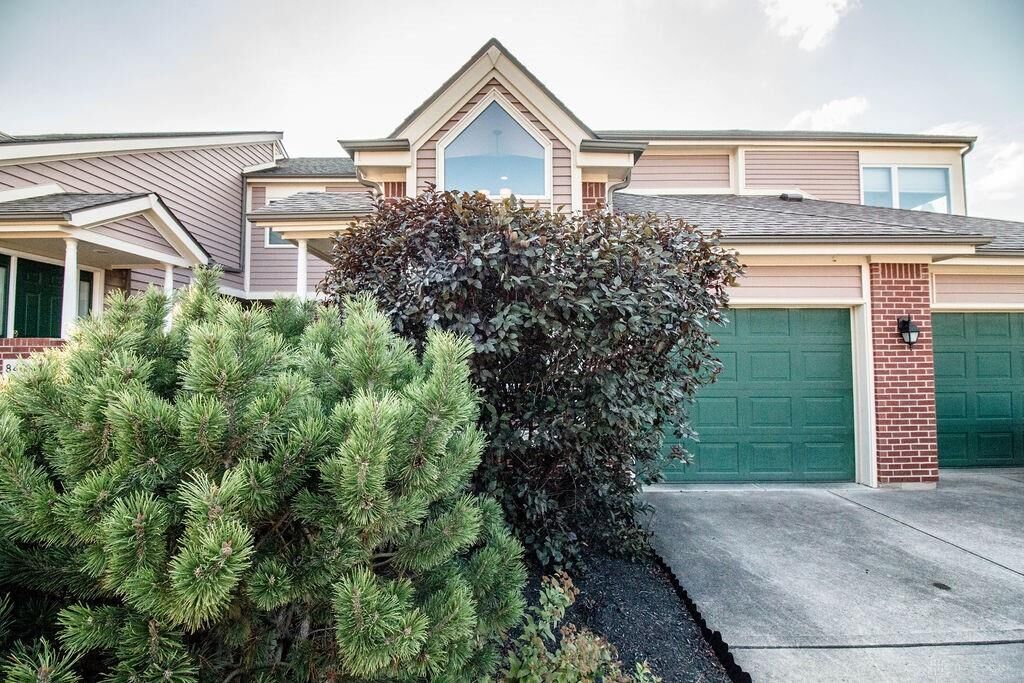 Property Photo: 8403 Washington Village Drive OH 45458