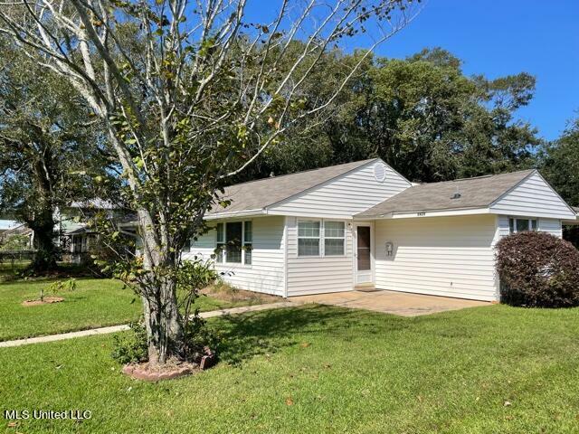 2429 King Avenue  Pascagoula MS 39567 photo