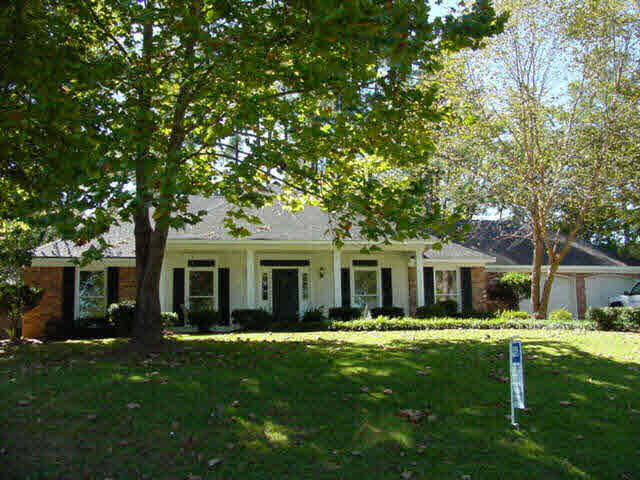 Property Photo:  113 Foxchase Drive  MS 39110 