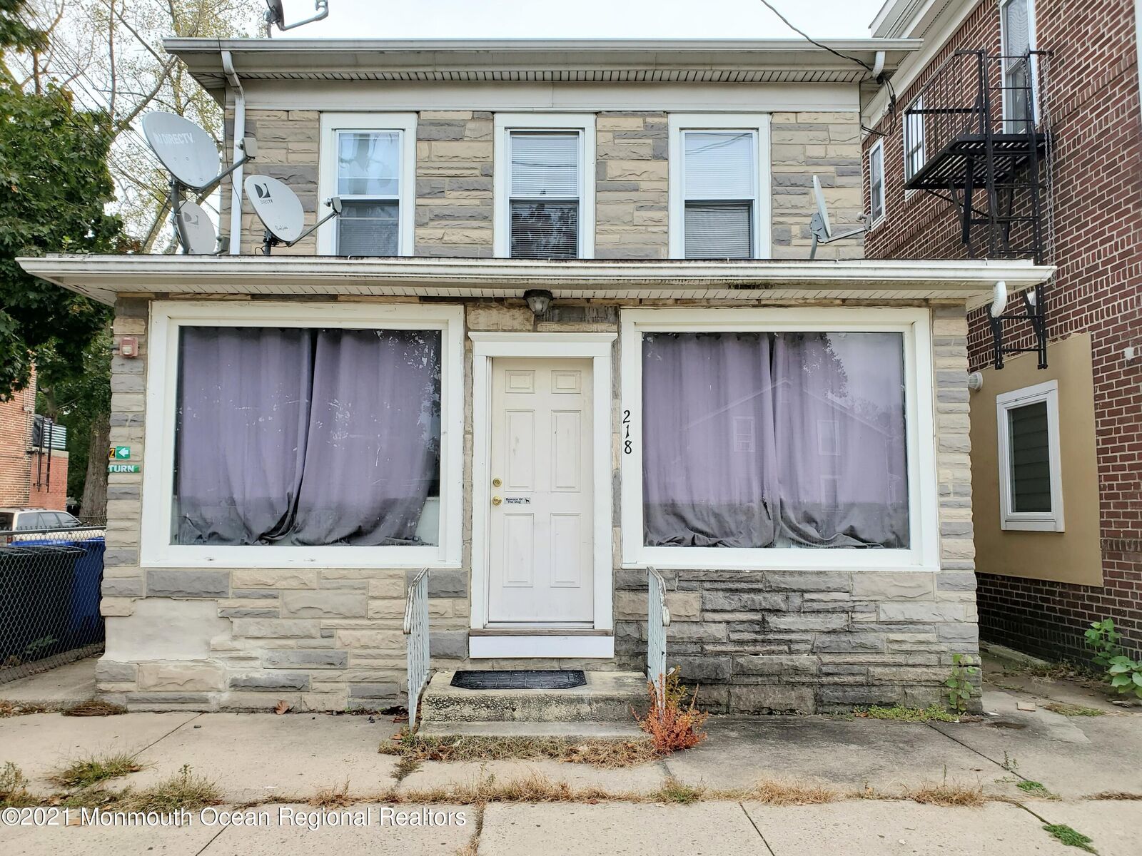 Property Photo:  218 Foundry Street  NJ 08518 